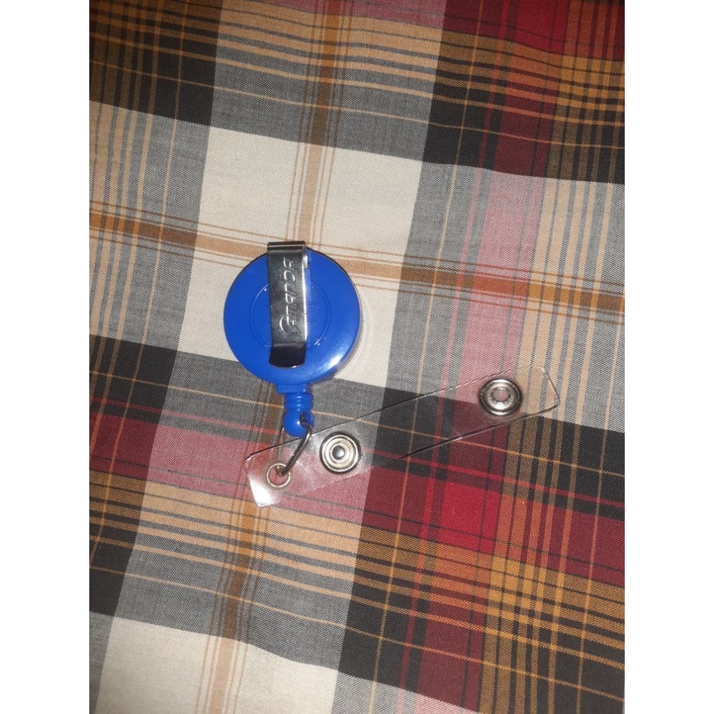 

Yoyo ID card warna biru