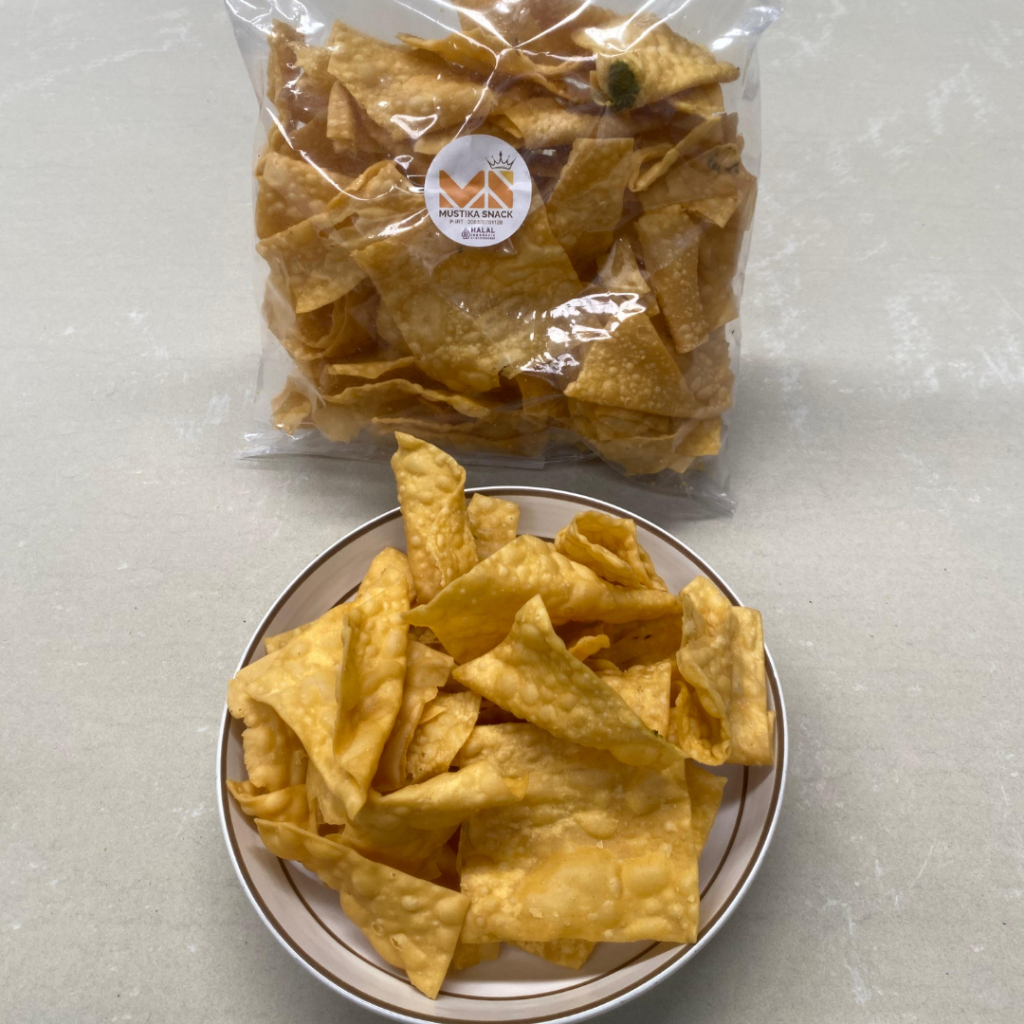 

Pangsit Keripik Bawang Renyah Cemilan Bakso Malang 200gr