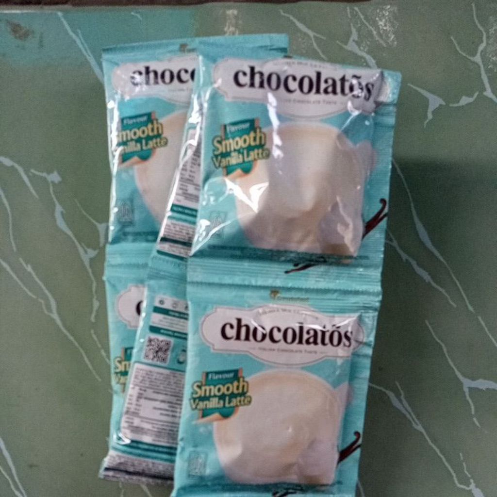 

Chocolatos drink rasa vanila late 1 renceng isi 10 sachet