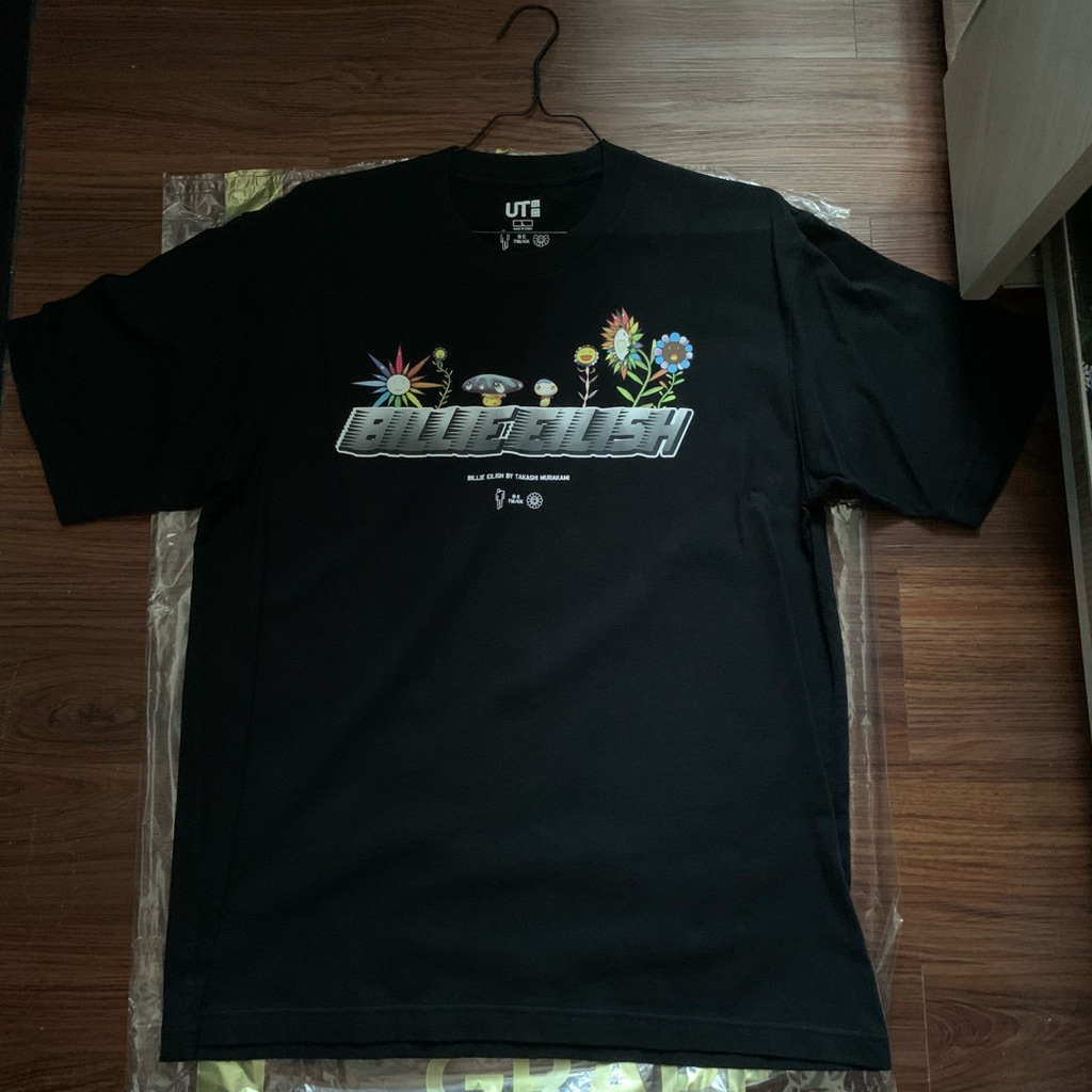 Kaos Uniqlo x Billie Eilish x Takashi Murakami Size L | Original