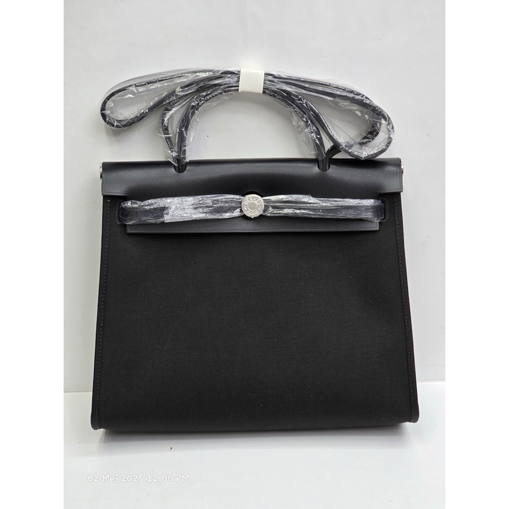 Tas wanita branded Herbag 31 - fullblack
