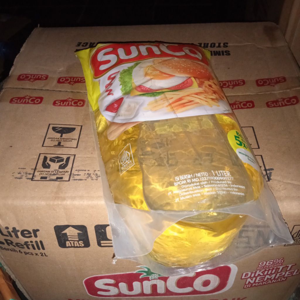 

Sunco Minyak Goreng Pouch Kemasan 1karton isi 6x2literan