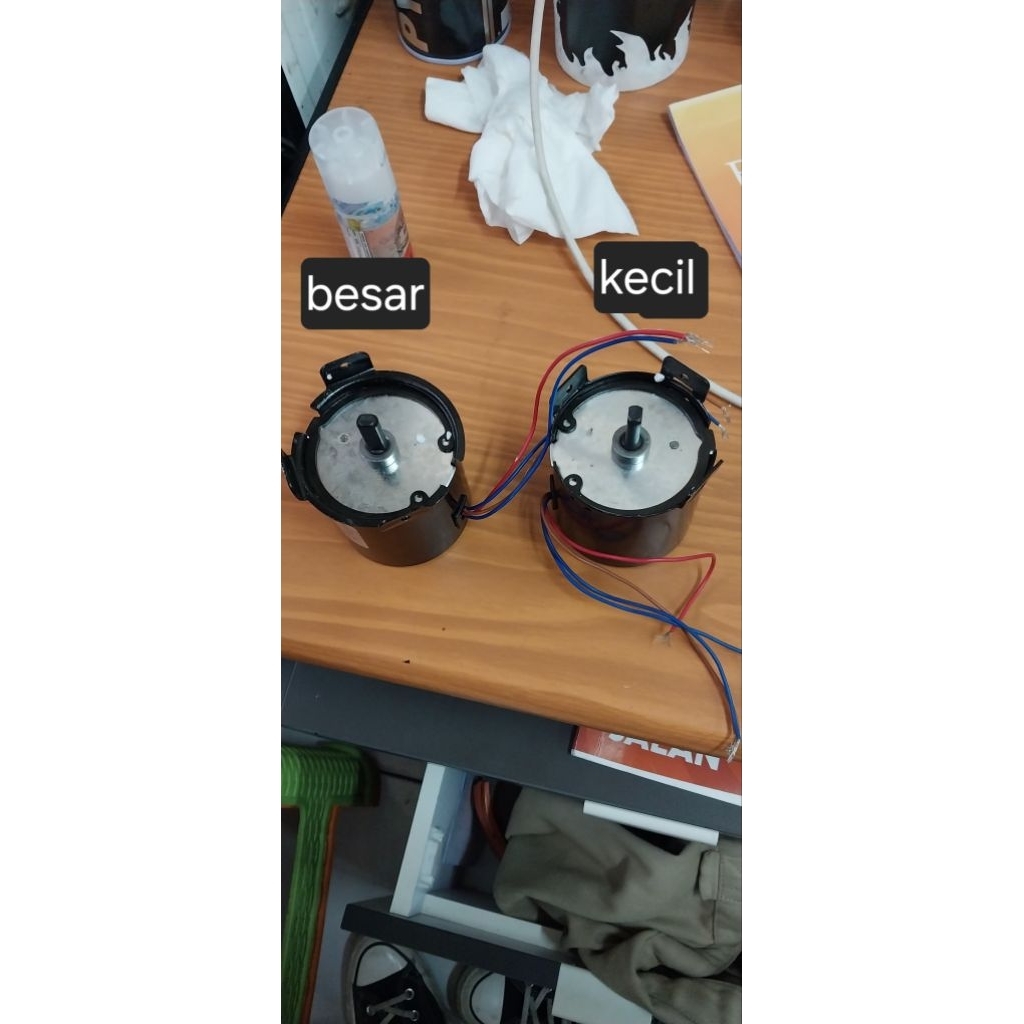 Dinamo layar proyektor motorize  otomatis, elektrik