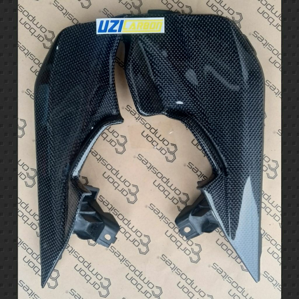 Cover Side Bawah Jok MIO GEAR 125 Carbon Kevlar