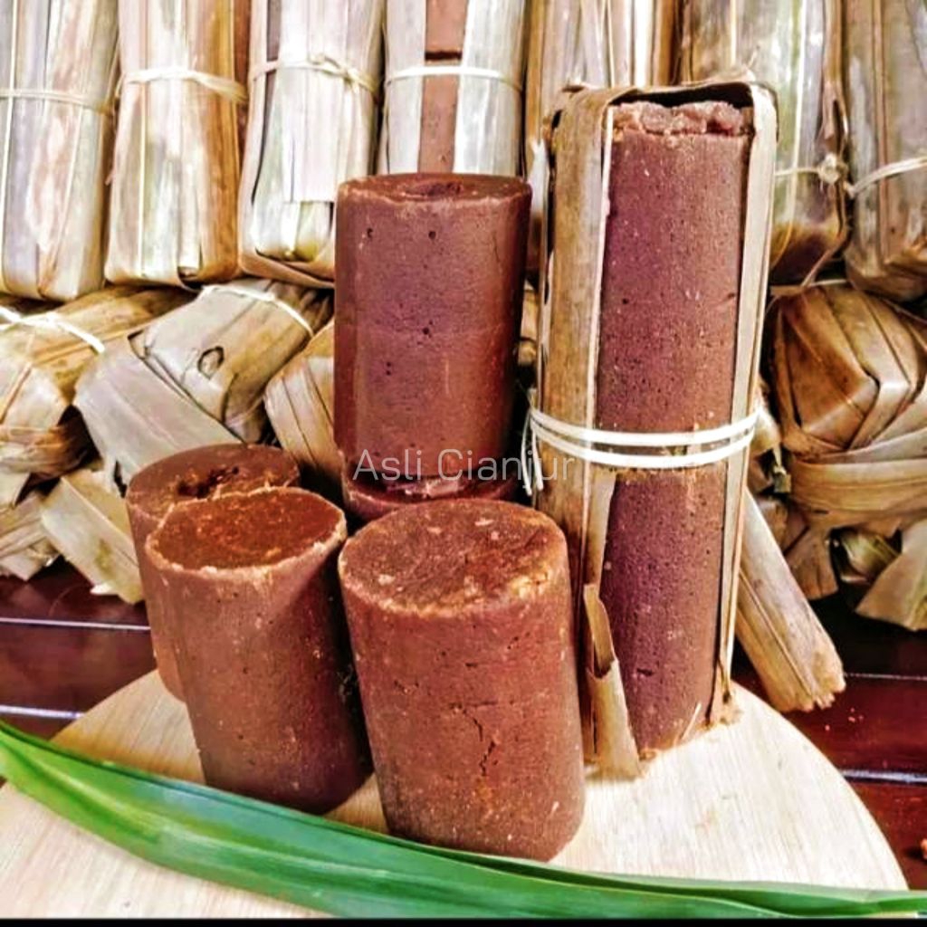 

1 kg Gula Aren Asli 100% Murni dari Nira Aren – Manis Alami & Sehat