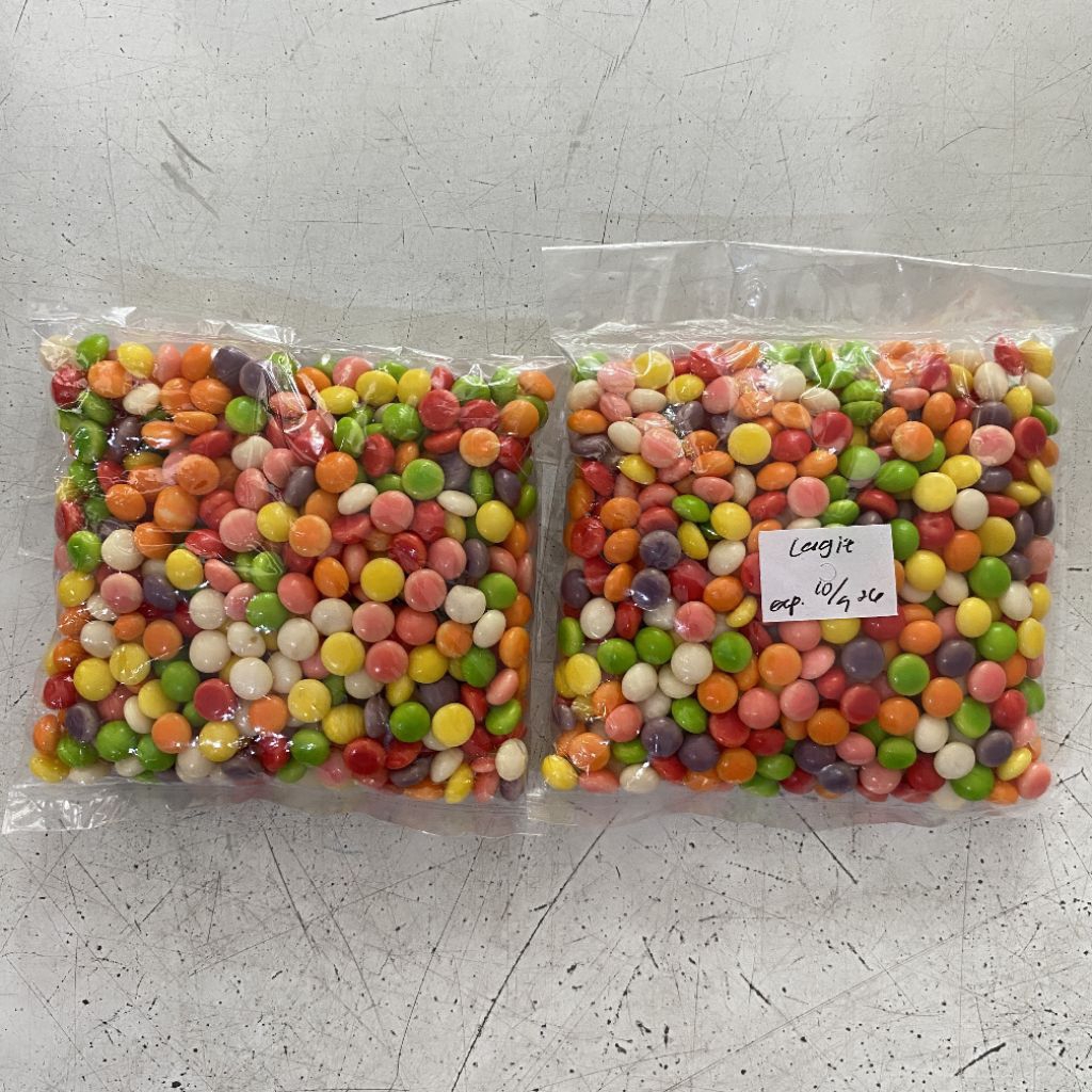 

Choco chips rainbow L'AGIE 100 gram | choco chip warna warni | chocochip setengah bulat
