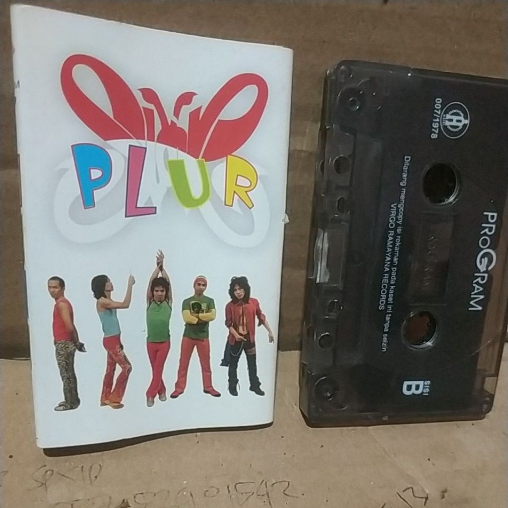 Kaset pita Slank : Plur