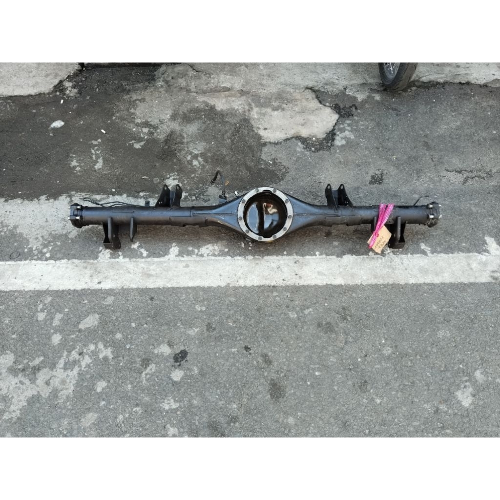 toyota avanza lama serumbung gardan belakang non abs