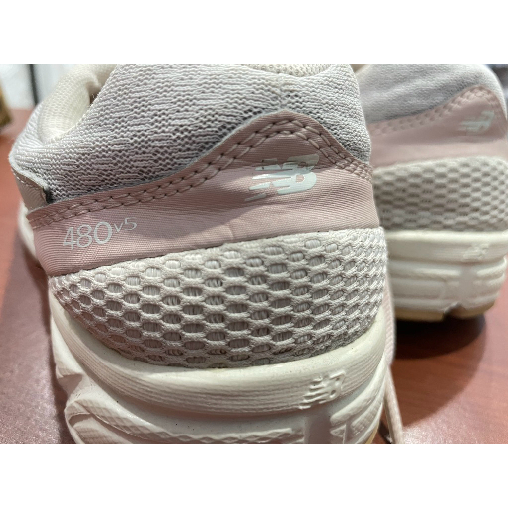 SEPATU RUNNING NB, SEPATU SPORT, SEPATU SECOND BRAND