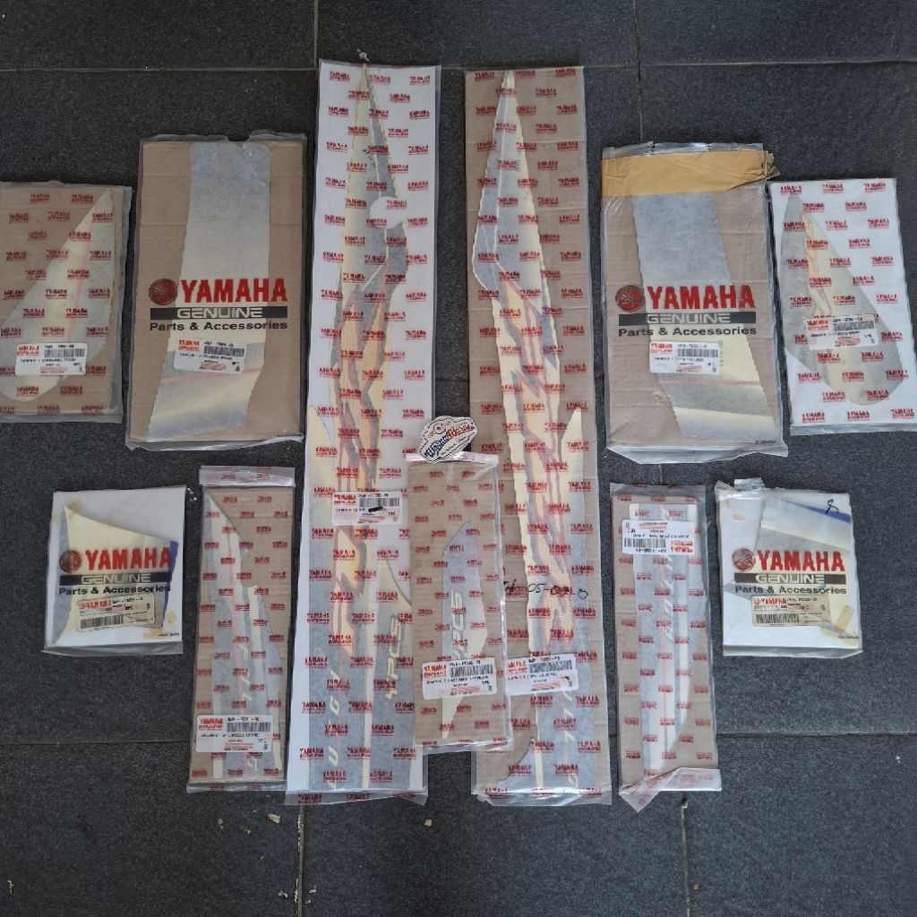 Strip Striping lis Grapik Fullset F1ZR FIZR biru putih 2003