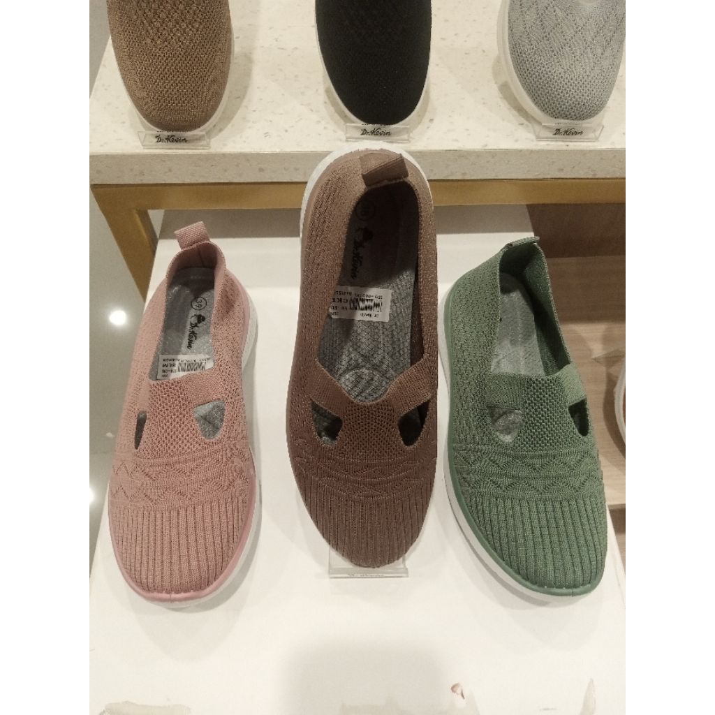 DR.KEVIN Sepatu Olahraga Sport Wanita Sneakers Flyknit tali & Slip-on