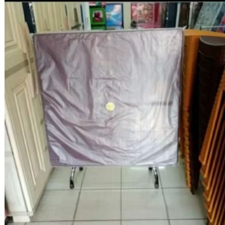 CARGO : MEJA LIPAT/MAKAN PHYLIA 90x90