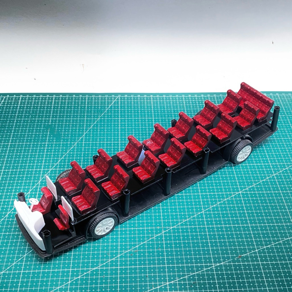 Miniatur Kursi Bus Plastik RKC Interior Bus Skala 1 : 20