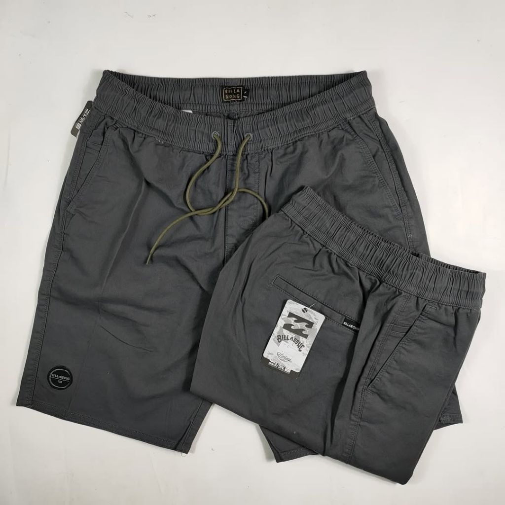 celana pendek santai pria dewasa