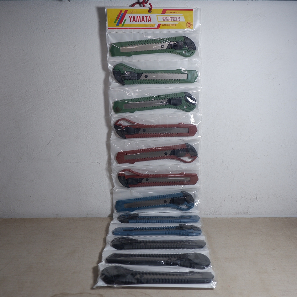 

Squair [12 Pcs] Paket Hemat Grosir Pisau Cutter Buram Murah 1 Renteng Isi 12 Pcs