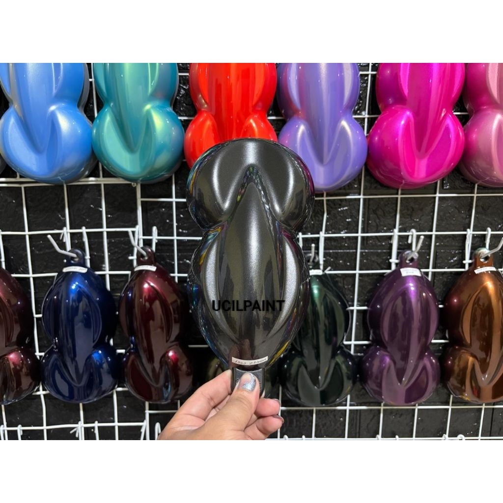 Cat Moonlight Grey Metalik PU + Free Dasaran Hitam Solid PU Polyuretane