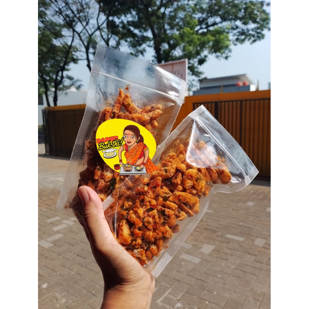 

Usus Krispi / kripik usus 100Gram / 100GRAM usus Crispy bumbu Pedas daun jeruk
