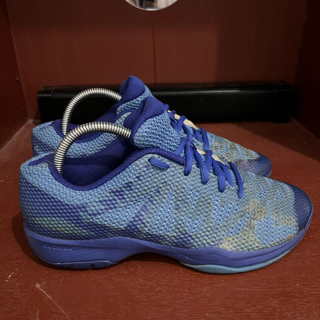 sepatu badminton kawasaki (40 insole 25,5)