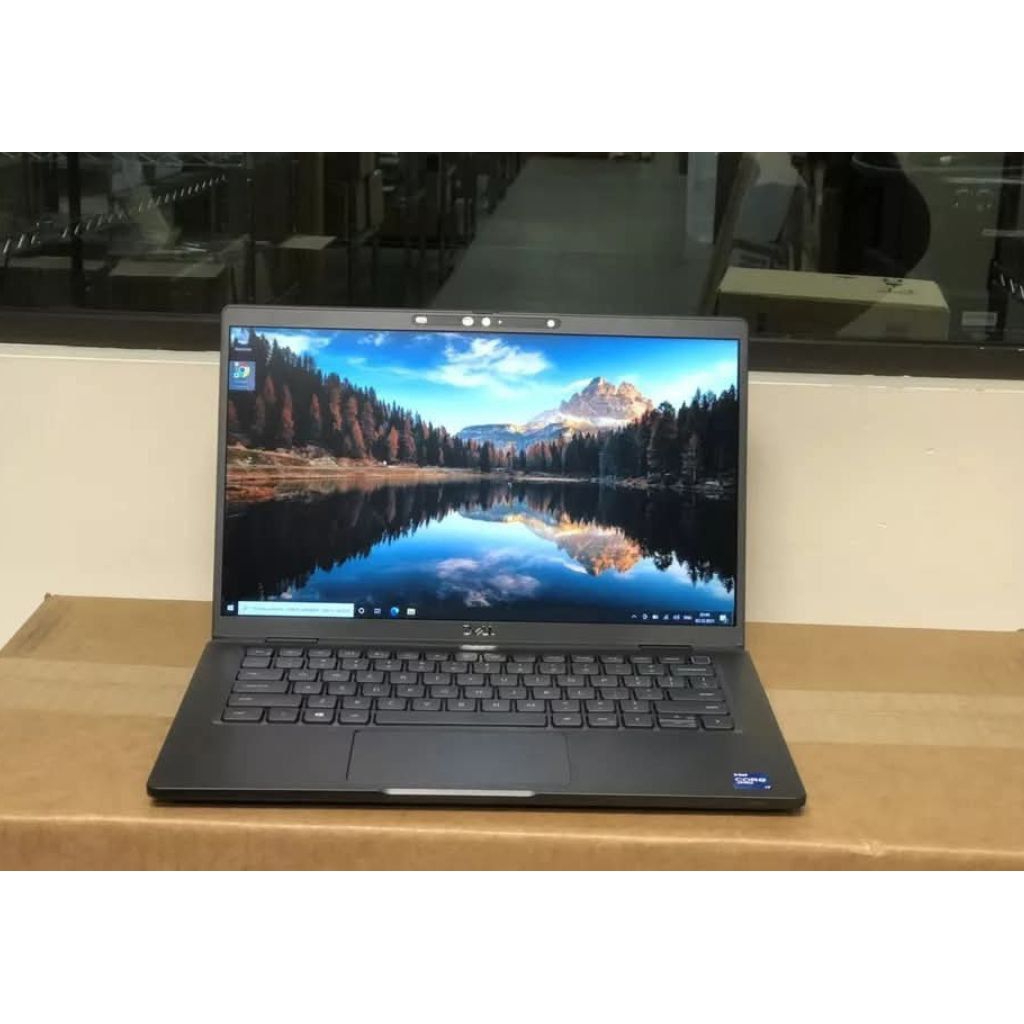 Laptop Premium Dell Latitude 7320 Core i7 Generasi 11 RAM 16GB SSD 512GB Layar 13.3" FHD