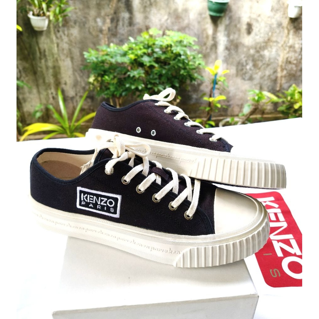 Sepatu Pria Kenzo Foxy Low Top Sneaker Asli