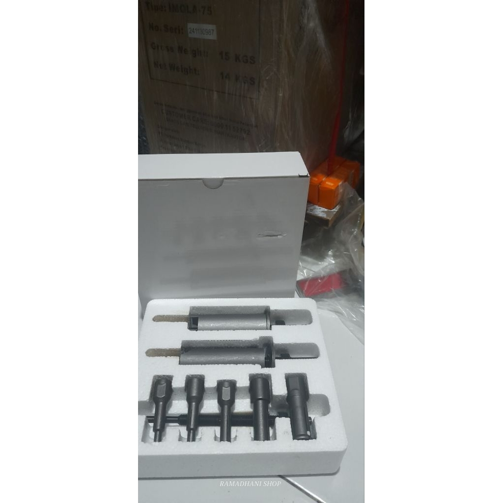 bearing puller traker bearing dalam