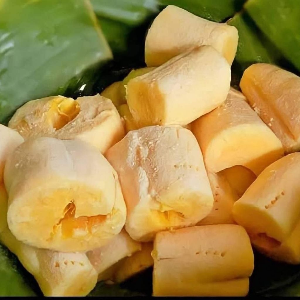 

tape mentega khas gembong manis legit nagih berat 600-700gram/oleh-oleh khas gembong Pati