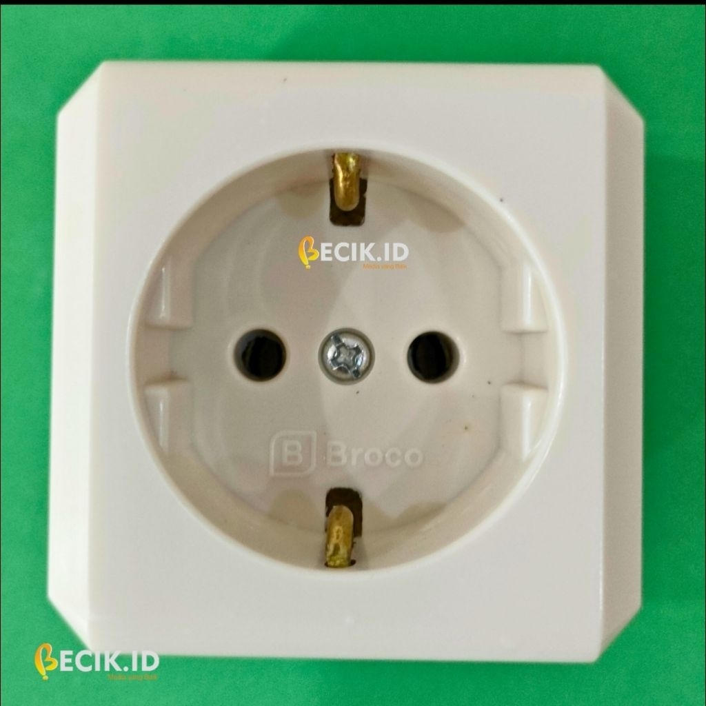 Stop Kontak BROCO OB 15410 – Colokan Listrik Lubang 1 – Original SNI
