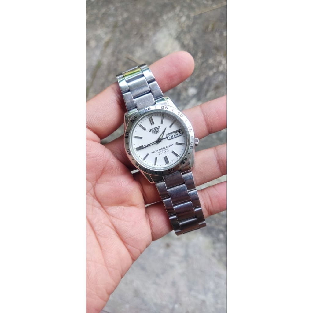Seiko SNKD97K1 Cal 7s26-02T0