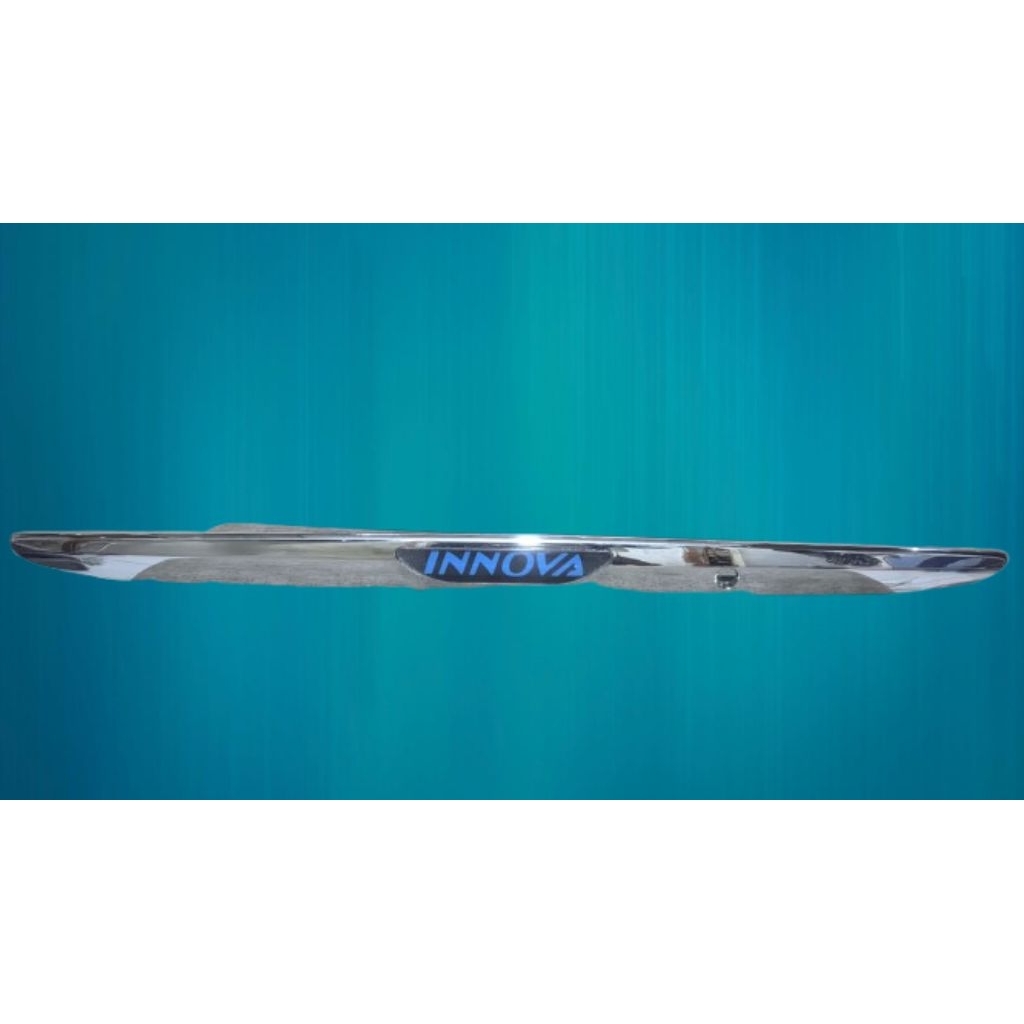 trunklid Toyota Innova tahun 2004 2009