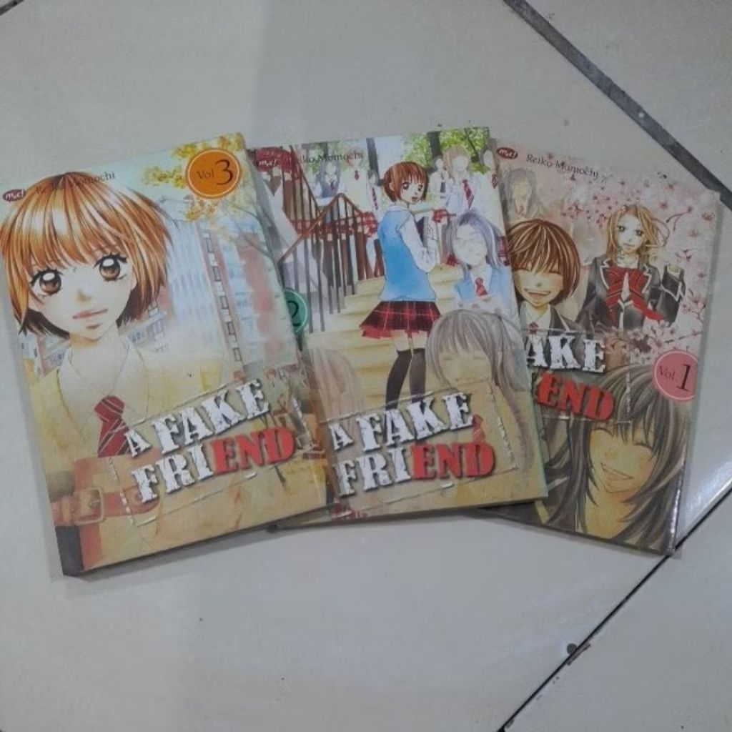 Komik A fake friend by Reiko Momochi