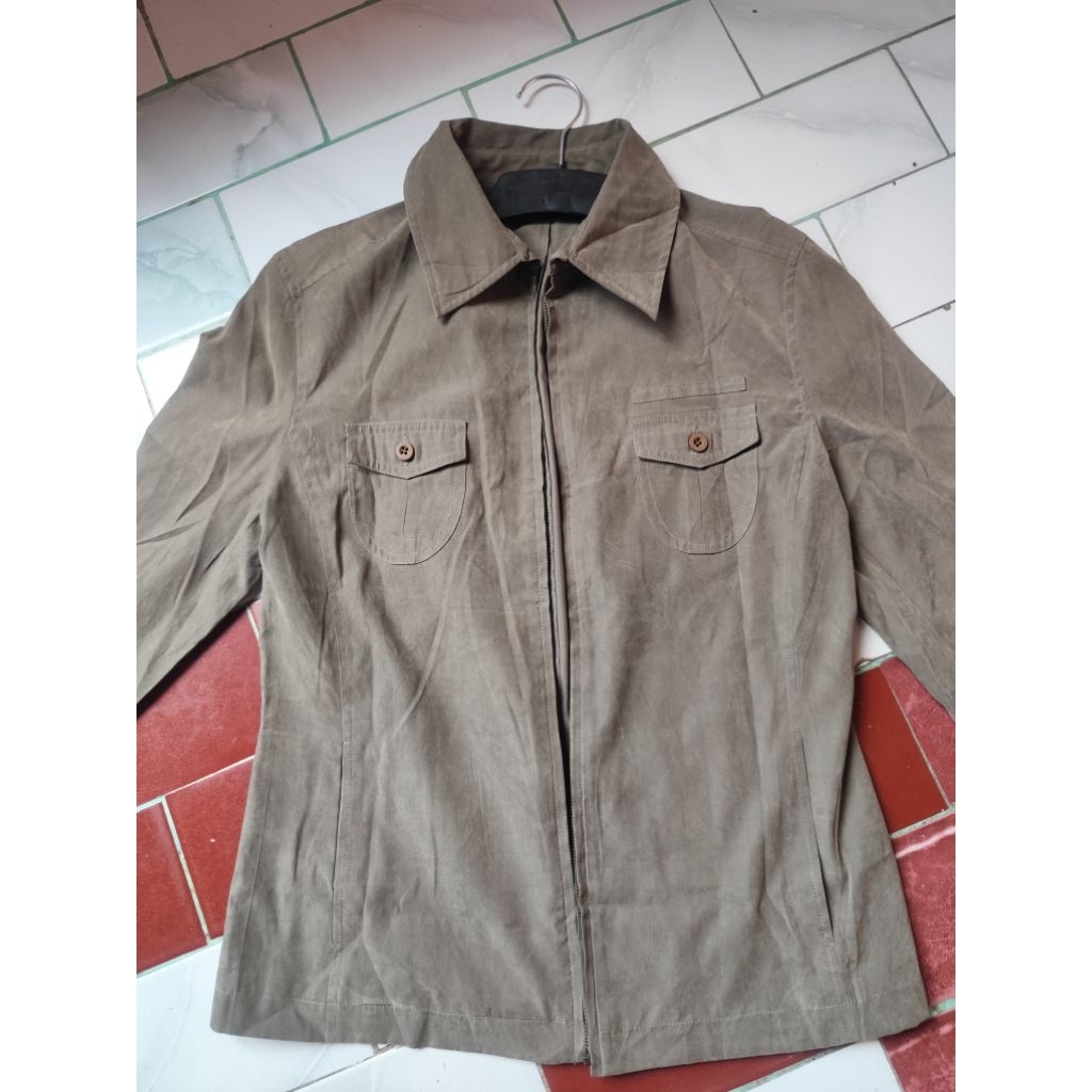 kemeja wanita slimfit