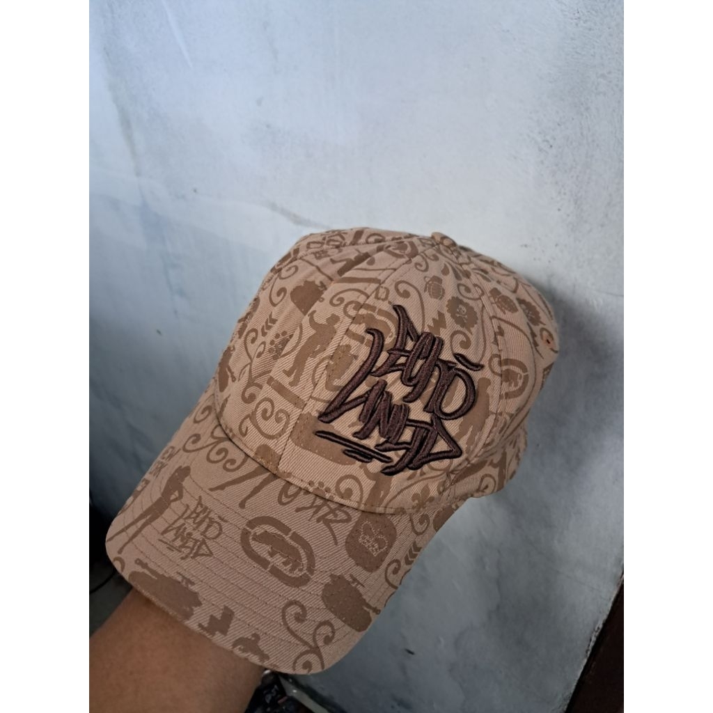 Topi ecko unltd