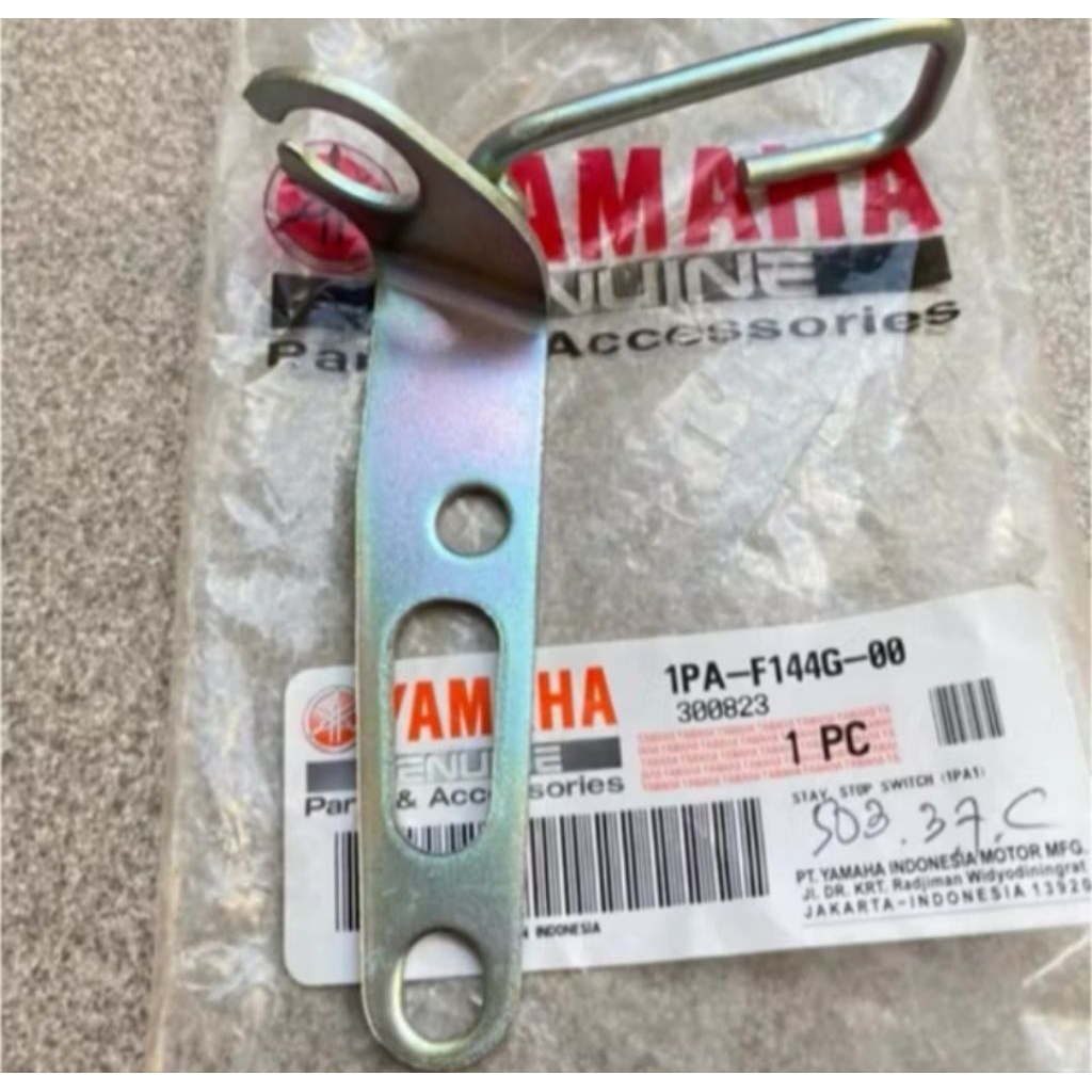 Besi Bracket Breket Dudukan Switch Rem Belakang Yamaha Vixion NVL NVA BK8 Original Asli Yamaha 1PA-F