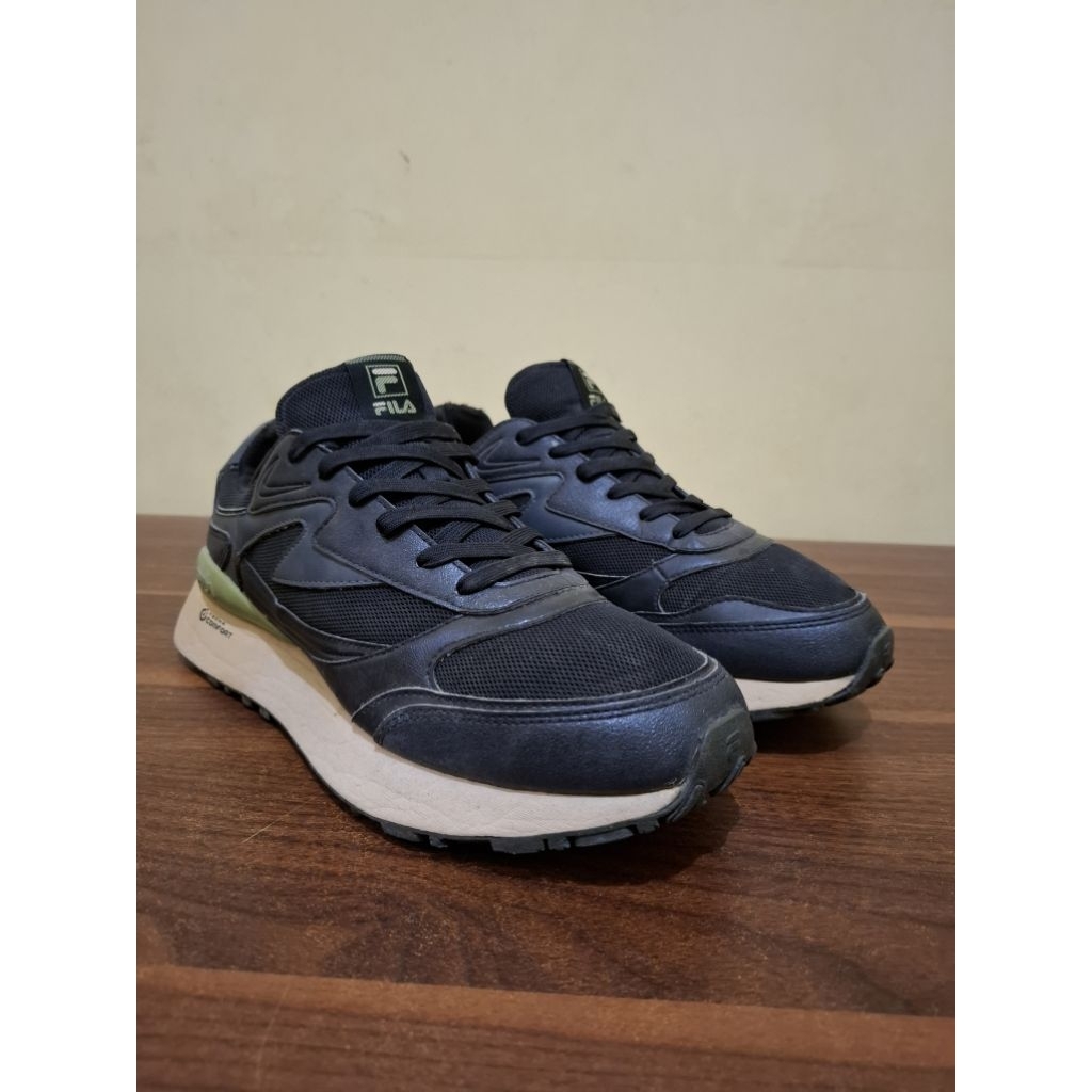 sneakers sepatu koleksi size 43