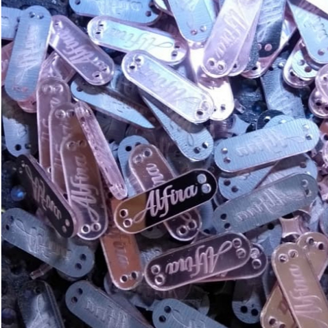 Label Hijab Akrilik Miror Gold