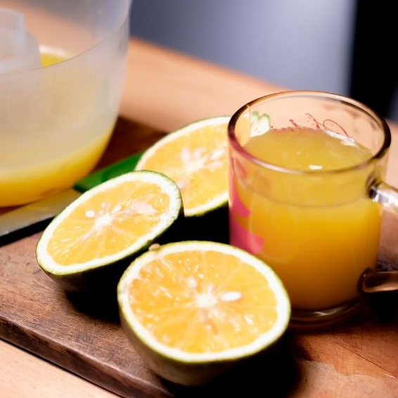 

Jeruk Peras Segar 1 Liter - Jeruk Valencia Lokal