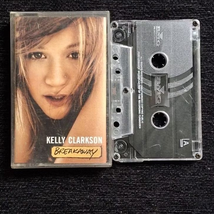 Kaset Kelly Clarkson Break Away