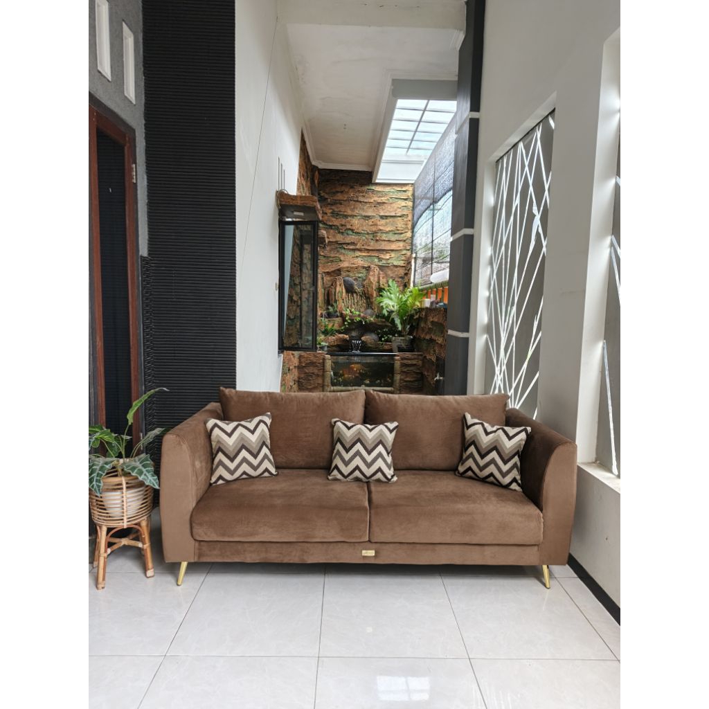 SOFA RETRO MINIMALIS CUSTOM KAKI STAINLESS GOLD