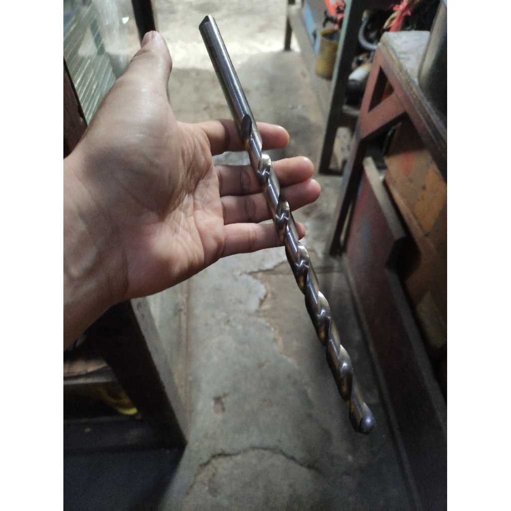 Mata bor Nachi M2 12mm Long panjang 195mm bekas layak pakai