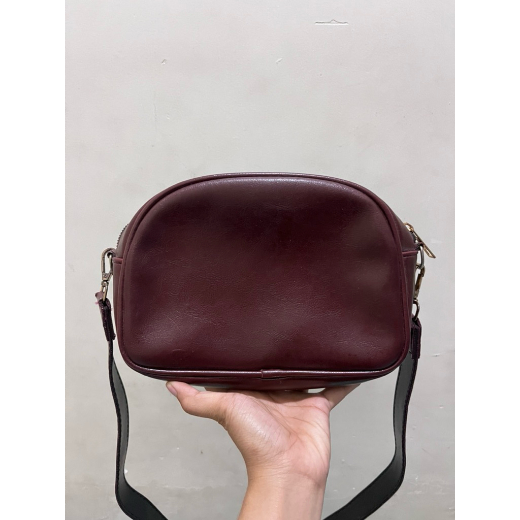 preloved tas beliya warna maroon