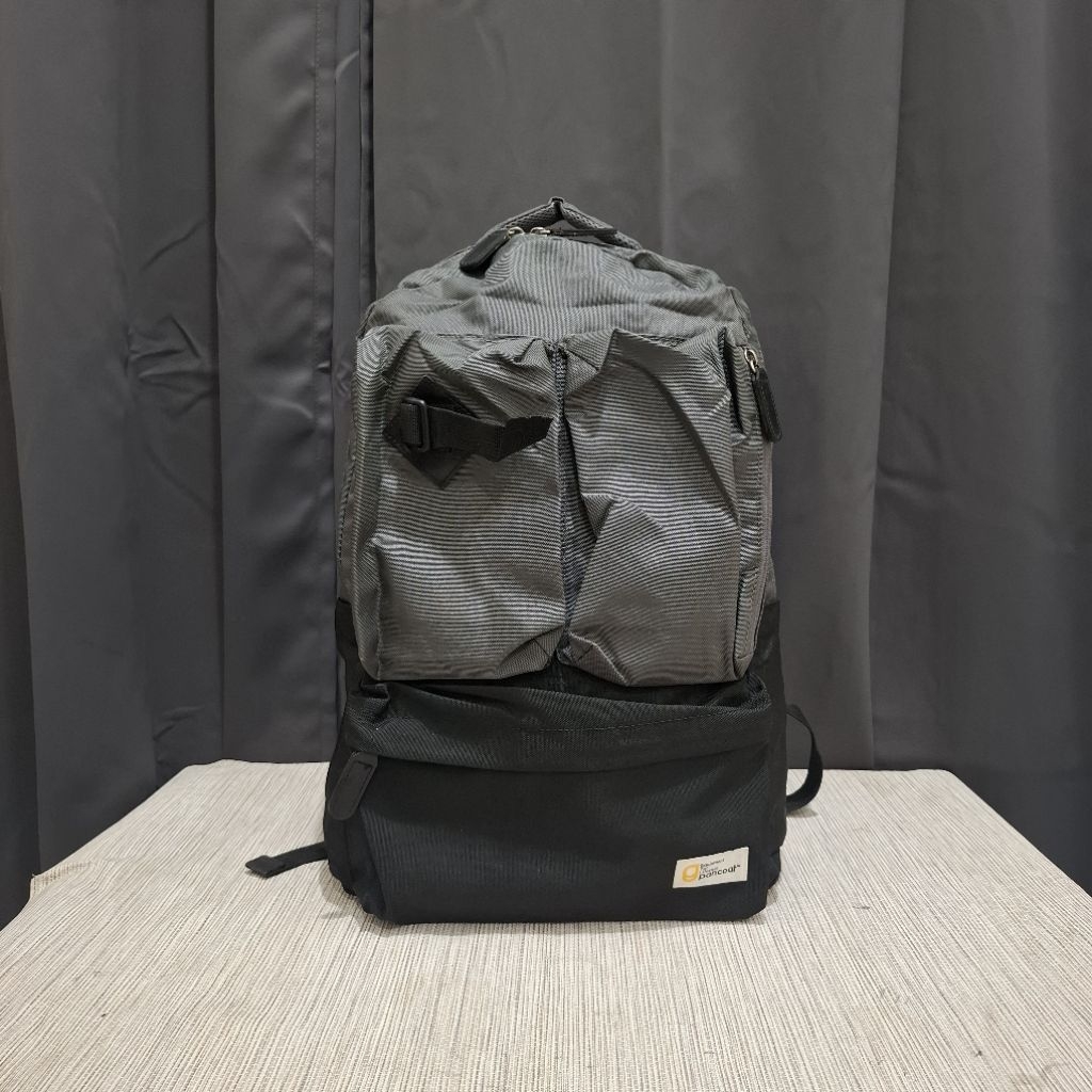 Pancoat Ransel Laptop Backpack Unisex in Grey