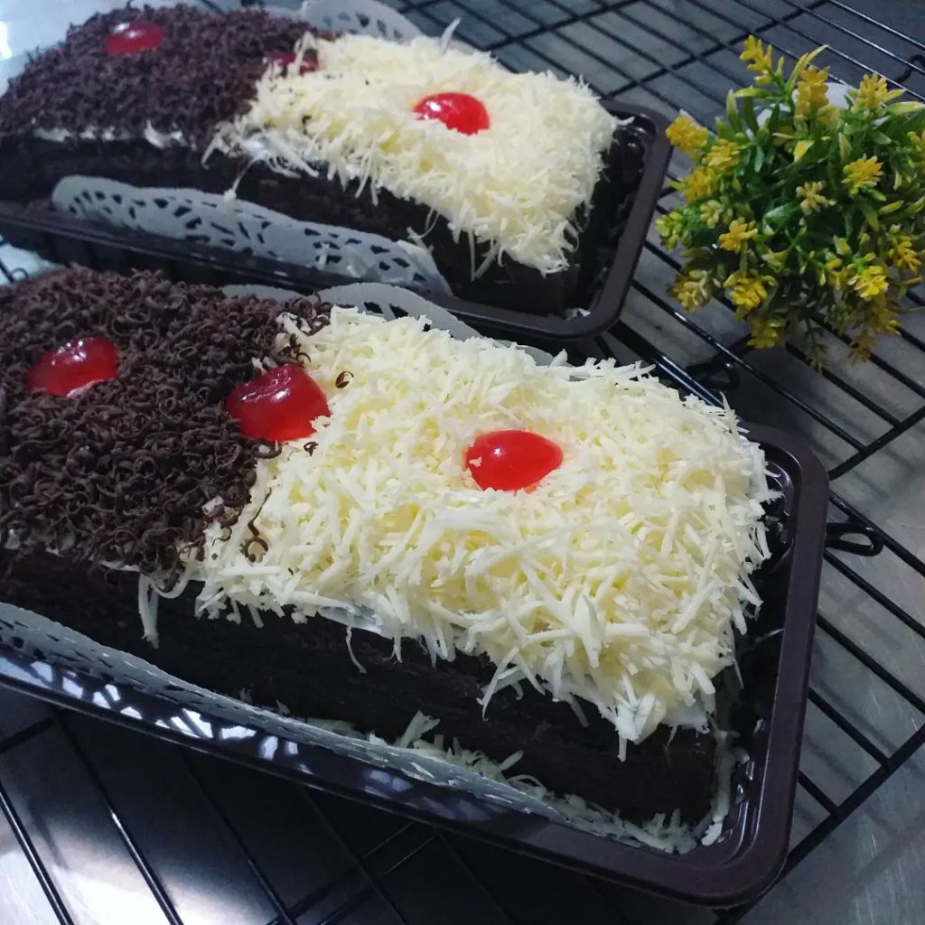 Brownies Cokelat Kukus Topping