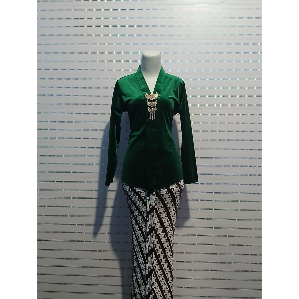 atasan kebaya beludru kartini