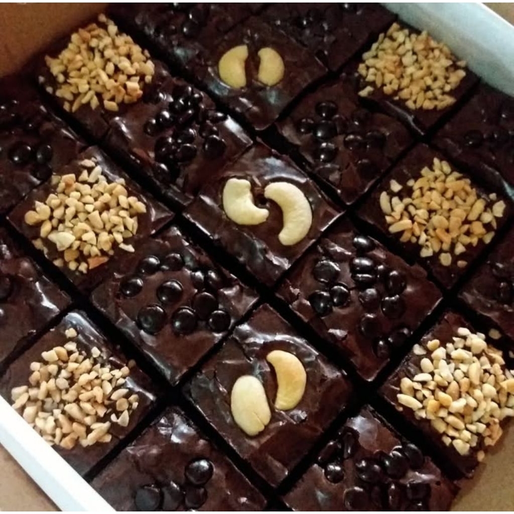

Chewy Brownies loyang sekat 20x20