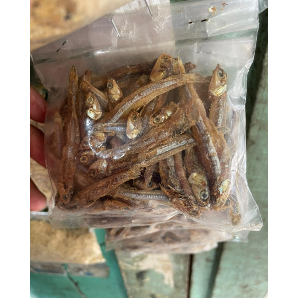 

Ikan Asin Serba 5000 Teri / Nasi Medan / Kere / Pari / Kerupuk / Rebon / Cucut Bandung