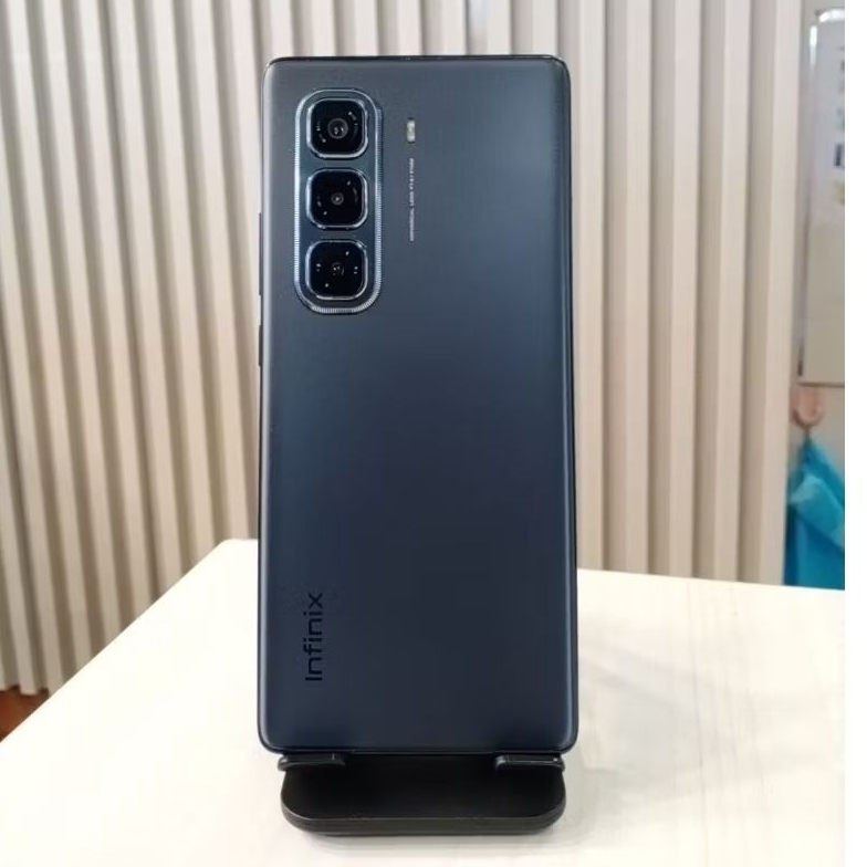 Infinix Hot 50 Pro Plus 8/256GB Second Resmi Berkualitas