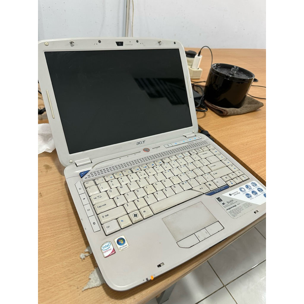 Used - Laptop bekas Acer Acer Aspire 4935G (umum bawaan pabrik) Prosesor: Intel® Core2 Duo