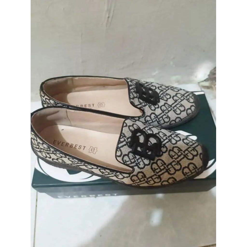Sepatu EVERBEST ORI second