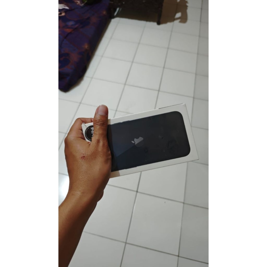 hp ipone 13 item 128 gebe