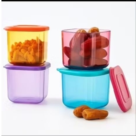 clear mini mate Tupperware(4)